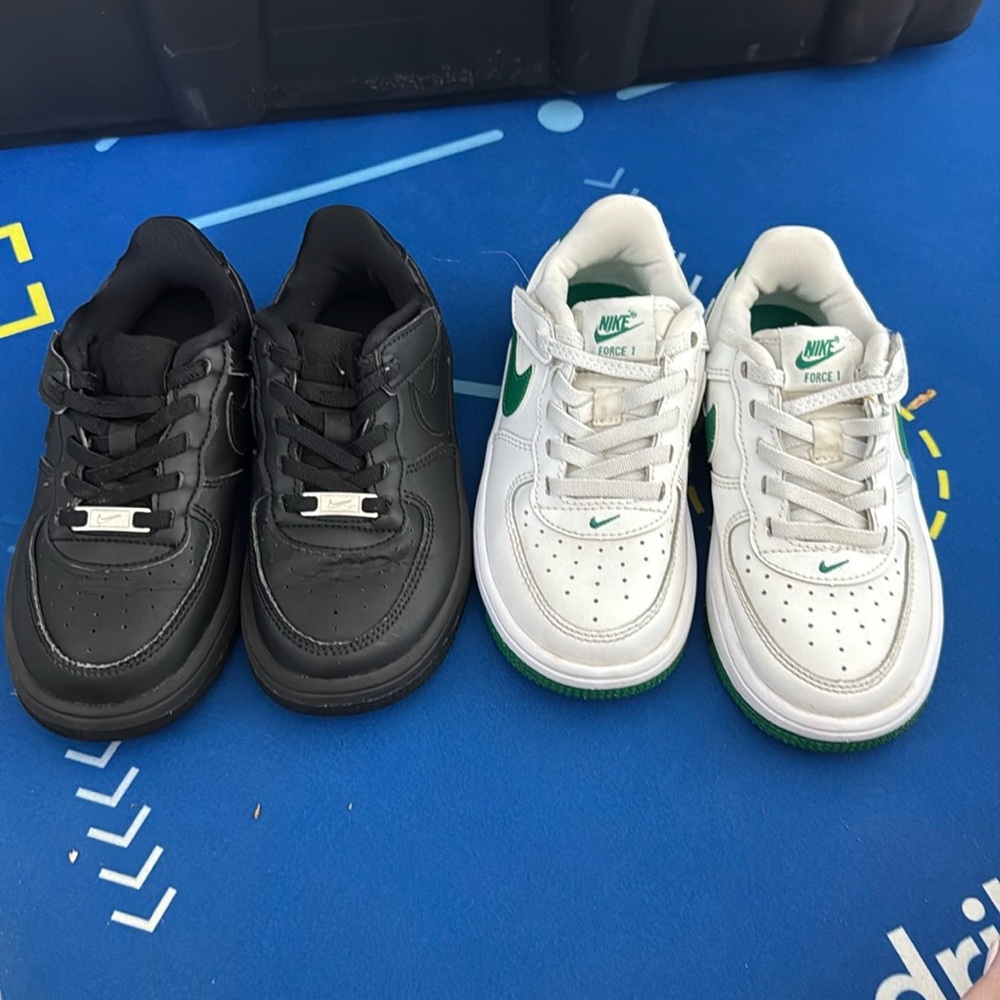 Nike Air Force Set of 2